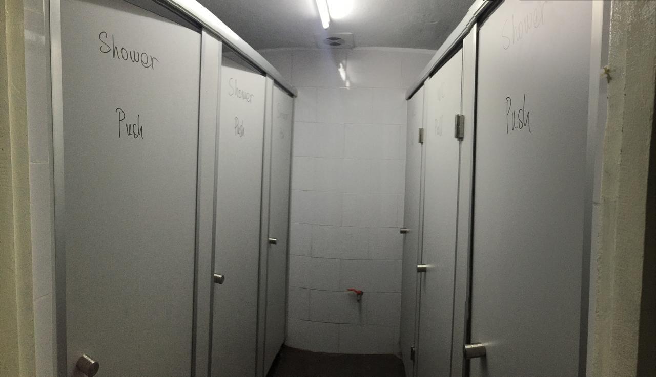 Golden Snake Hostel هانوي المظهر الخارجي الصورة